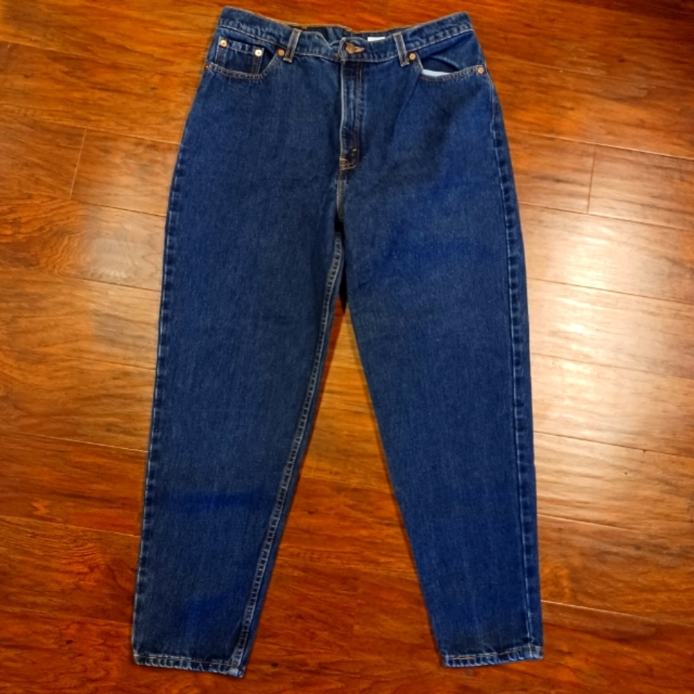 Vintage Levi's 522 high rise Tapered Leg Mom blue jeans